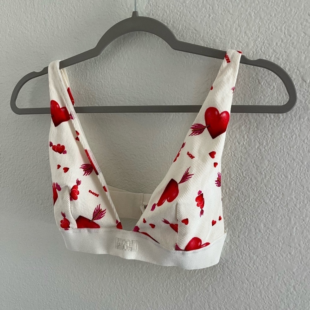 LIMITED EDITION SKIMS | Plunge Cotton Bralette Marble Heart And Arrow | Size L - Picture 5 of 11